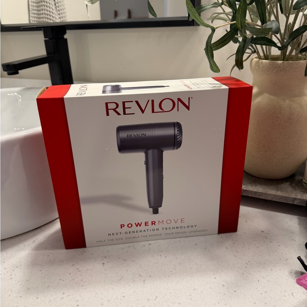 Brand New Revlon PowerMove Hair Dryer